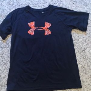 Under Armour T-shirt